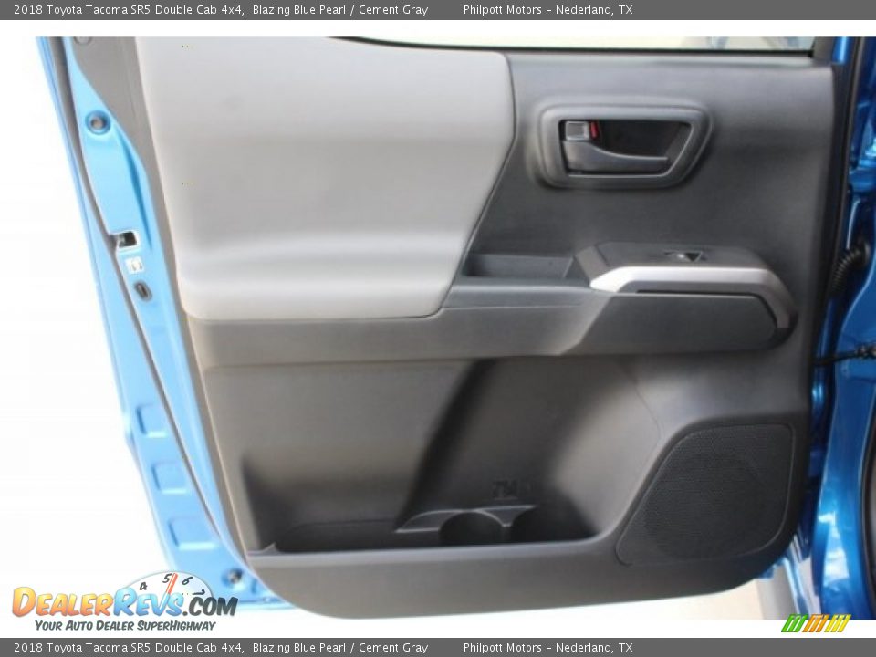 2018 Toyota Tacoma SR5 Double Cab 4x4 Blazing Blue Pearl / Cement Gray Photo #20