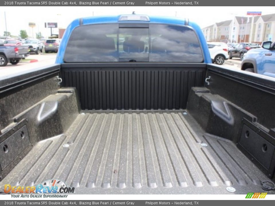 2018 Toyota Tacoma SR5 Double Cab 4x4 Blazing Blue Pearl / Cement Gray Photo #24