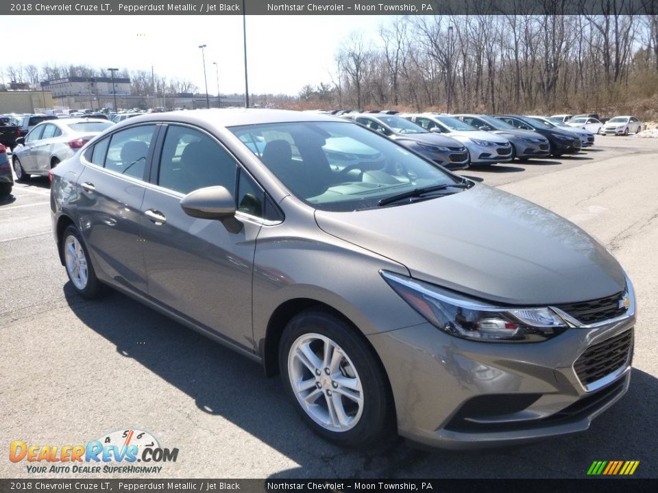 2018 Chevrolet Cruze LT Pepperdust Metallic / Jet Black Photo #7