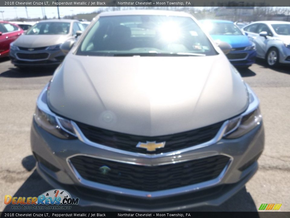 2018 Chevrolet Cruze LT Pepperdust Metallic / Jet Black Photo #8