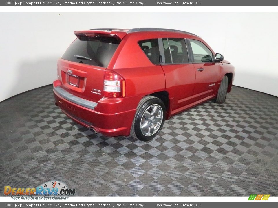 2007 Jeep Compass Limited 4x4 Inferno Red Crystal Pearlcoat / Pastel Slate Gray Photo #12
