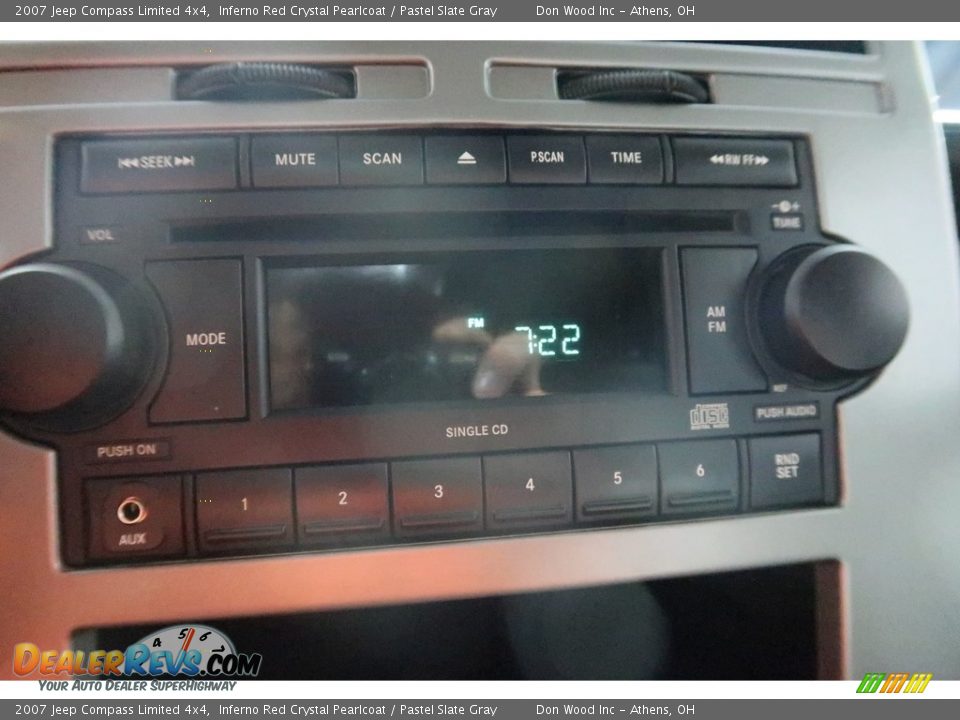 2007 Jeep Compass Limited 4x4 Inferno Red Crystal Pearlcoat / Pastel Slate Gray Photo #17