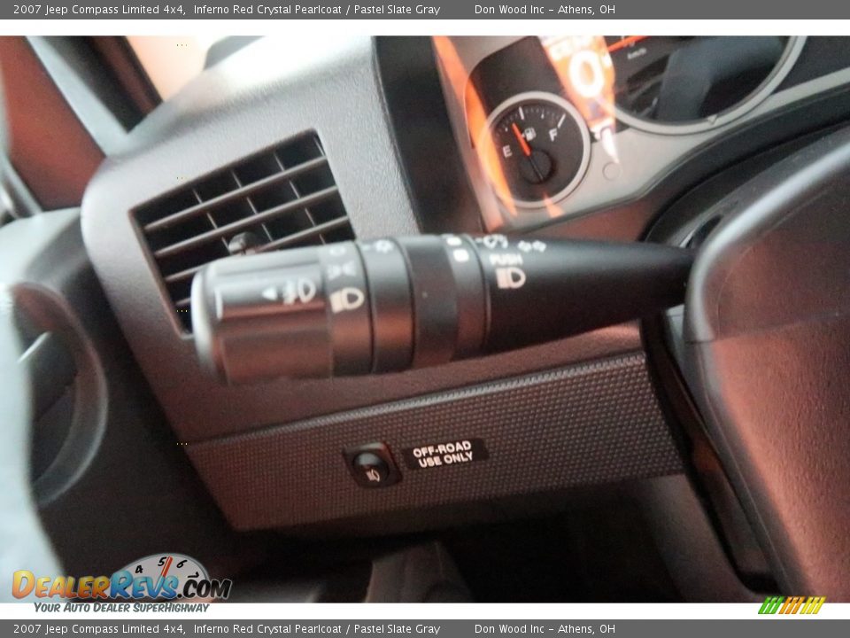 2007 Jeep Compass Limited 4x4 Inferno Red Crystal Pearlcoat / Pastel Slate Gray Photo #29