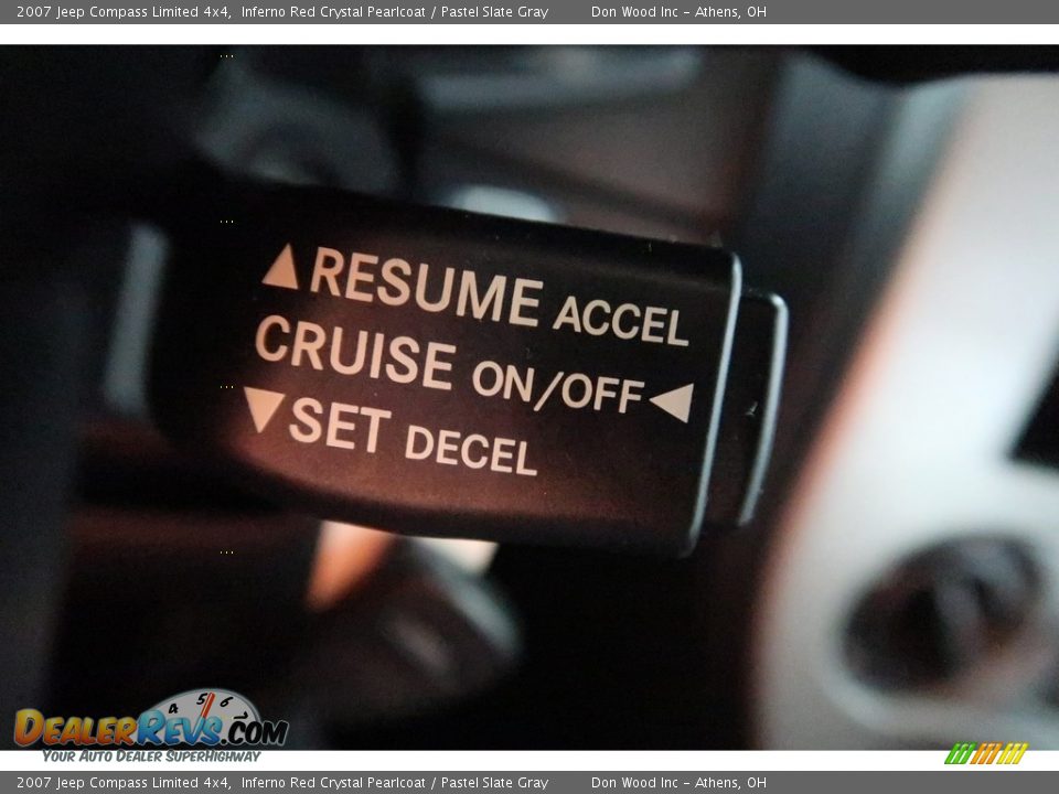 2007 Jeep Compass Limited 4x4 Inferno Red Crystal Pearlcoat / Pastel Slate Gray Photo #31