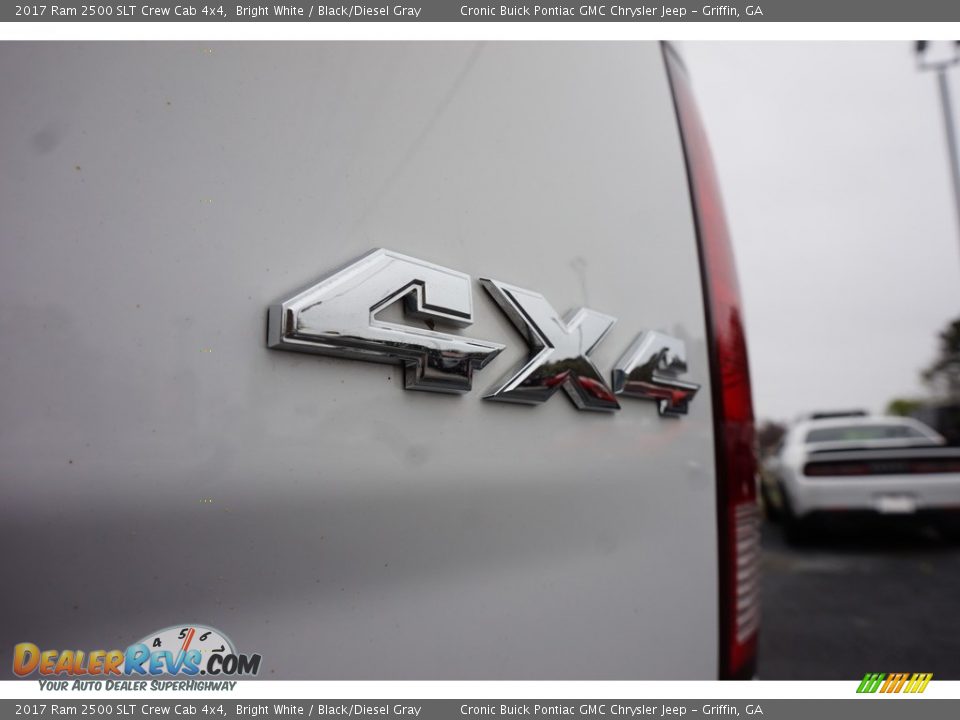 2017 Ram 2500 SLT Crew Cab 4x4 Bright White / Black/Diesel Gray Photo #18