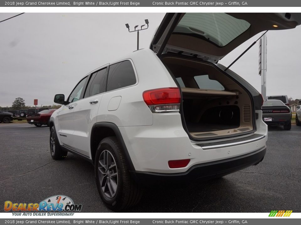 2018 Jeep Grand Cherokee Limited Bright White / Black/Light Frost Beige Photo #19