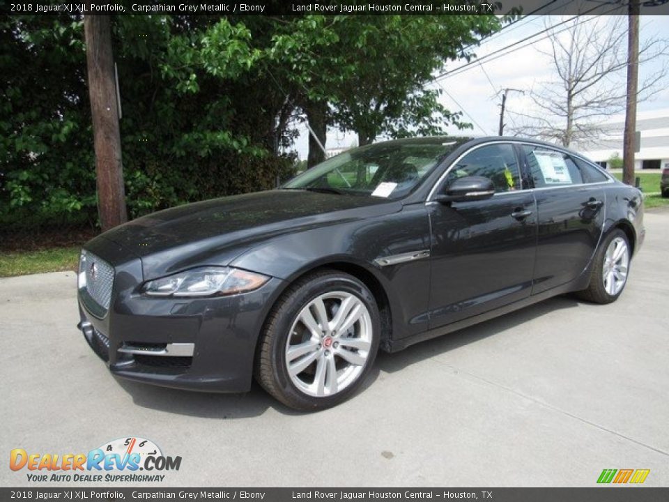 Front 3/4 View of 2018 Jaguar XJ XJL Portfolio Photo #10