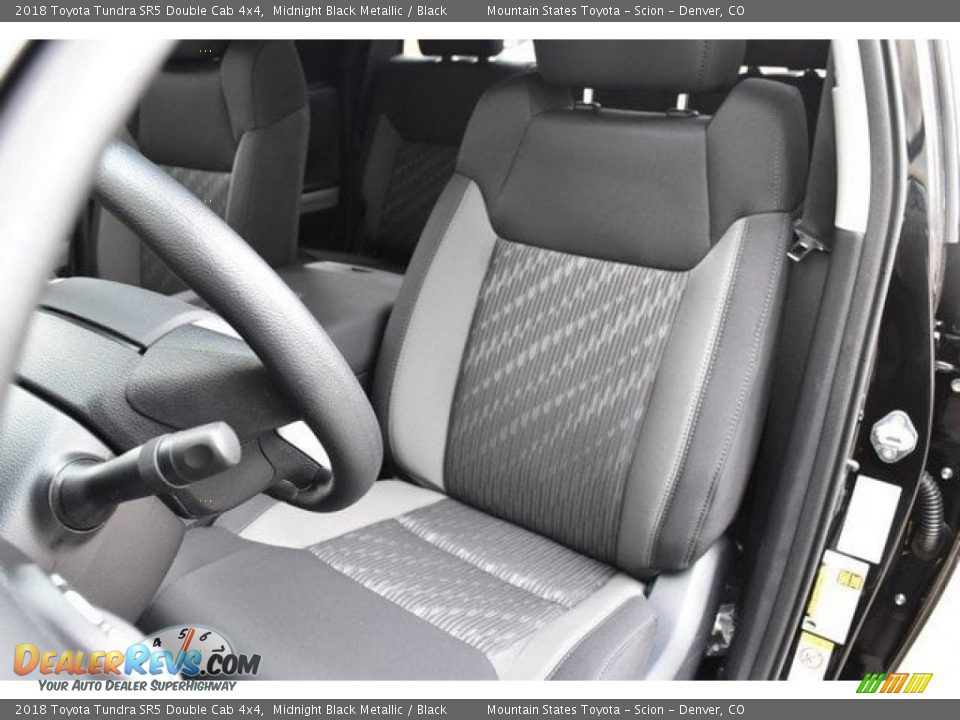 2018 Toyota Tundra SR5 Double Cab 4x4 Midnight Black Metallic / Black Photo #2