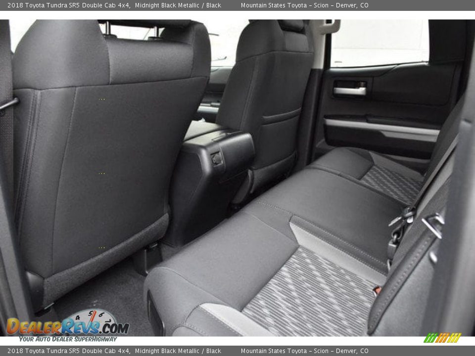 2018 Toyota Tundra SR5 Double Cab 4x4 Midnight Black Metallic / Black Photo #8