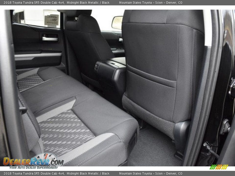 2018 Toyota Tundra SR5 Double Cab 4x4 Midnight Black Metallic / Black Photo #11