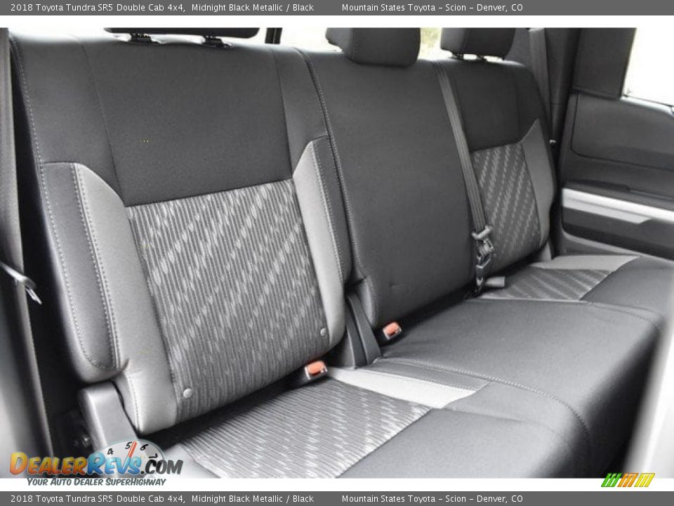 2018 Toyota Tundra SR5 Double Cab 4x4 Midnight Black Metallic / Black Photo #13