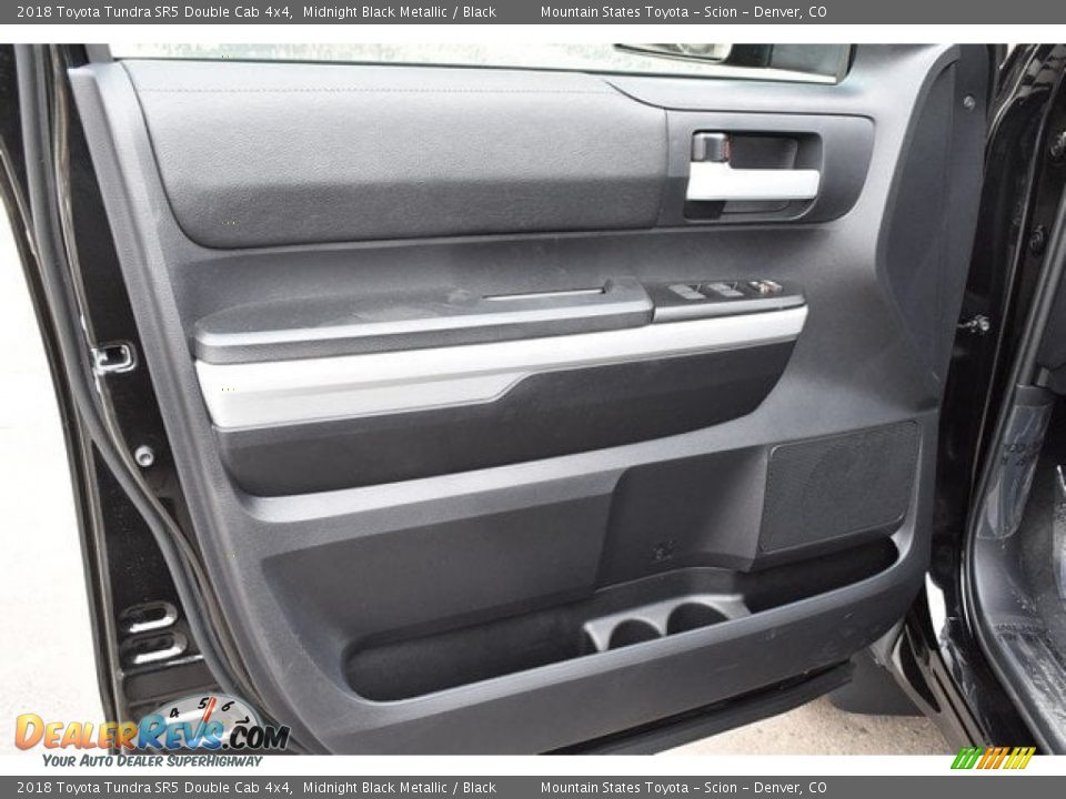 2018 Toyota Tundra SR5 Double Cab 4x4 Midnight Black Metallic / Black Photo #14