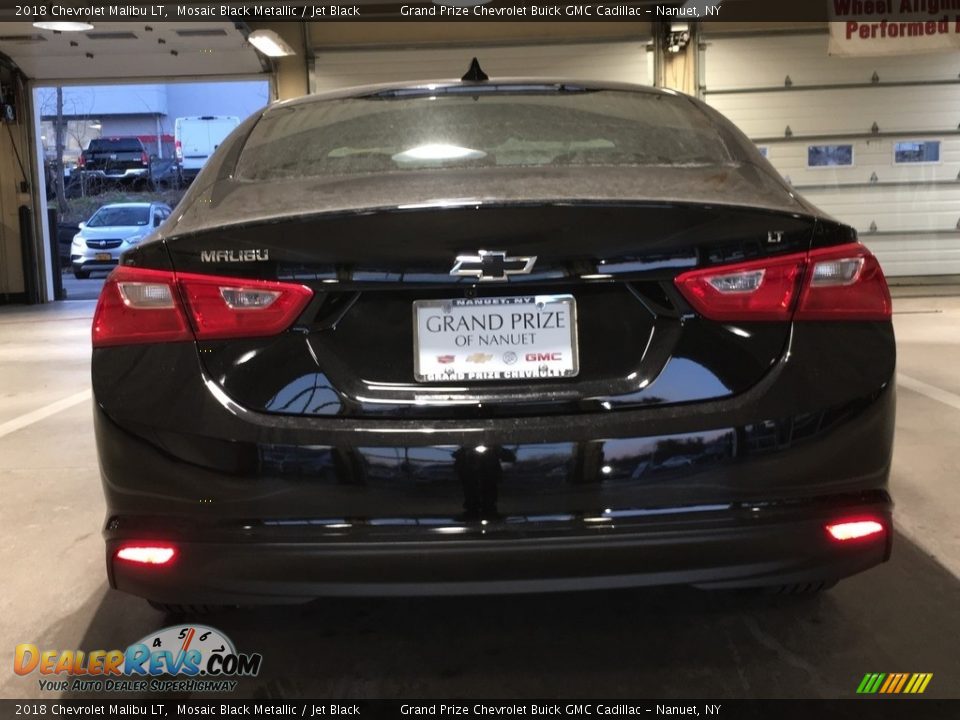 2018 Chevrolet Malibu LT Mosaic Black Metallic / Jet Black Photo #5