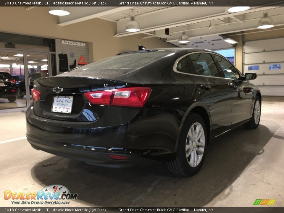 2018 Chevrolet Malibu LT Mosaic Black Metallic / Jet Black Photo #6