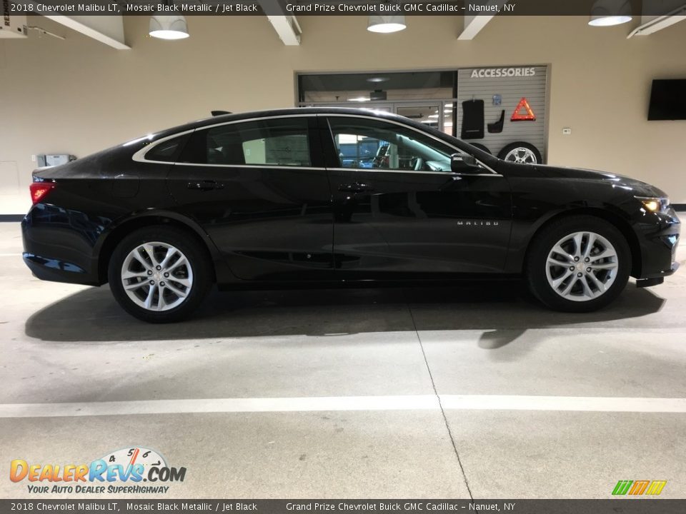2018 Chevrolet Malibu LT Mosaic Black Metallic / Jet Black Photo #7