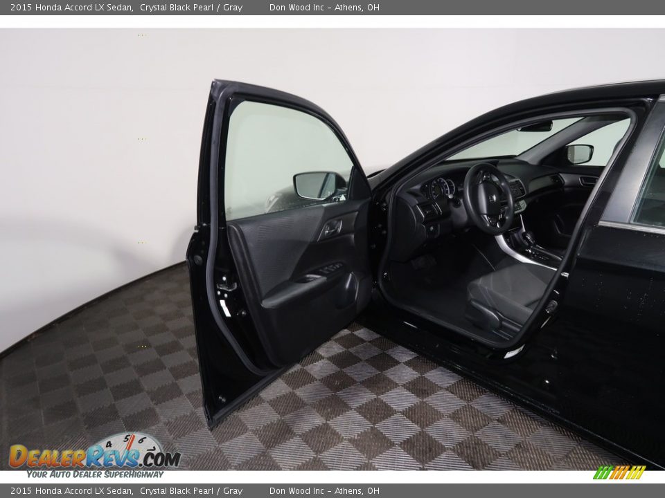 2015 Honda Accord LX Sedan Crystal Black Pearl / Gray Photo #25