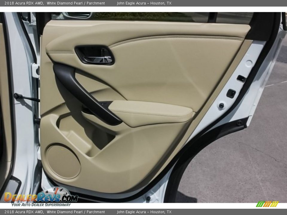 2018 Acura RDX AWD White Diamond Pearl / Parchment Photo #21