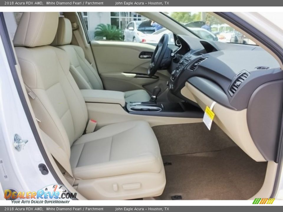 2018 Acura RDX AWD White Diamond Pearl / Parchment Photo #24