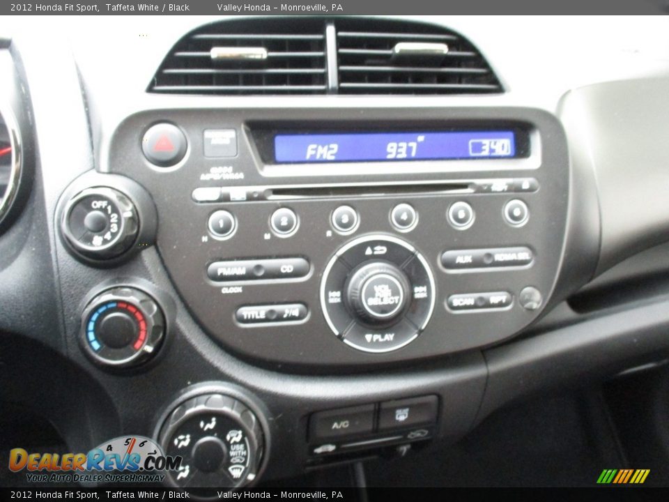 2012 Honda Fit Sport Taffeta White / Black Photo #14
