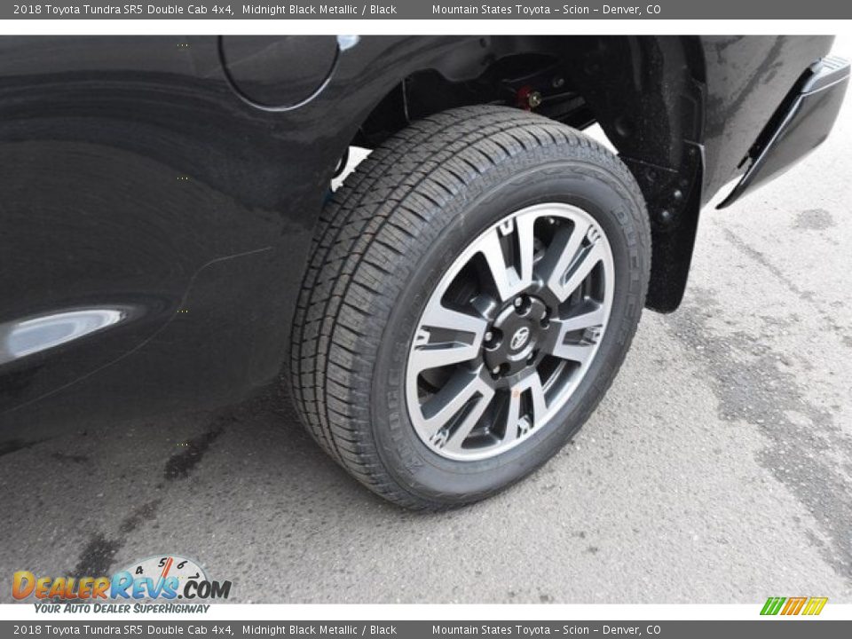 2018 Toyota Tundra SR5 Double Cab 4x4 Midnight Black Metallic / Black Photo #33