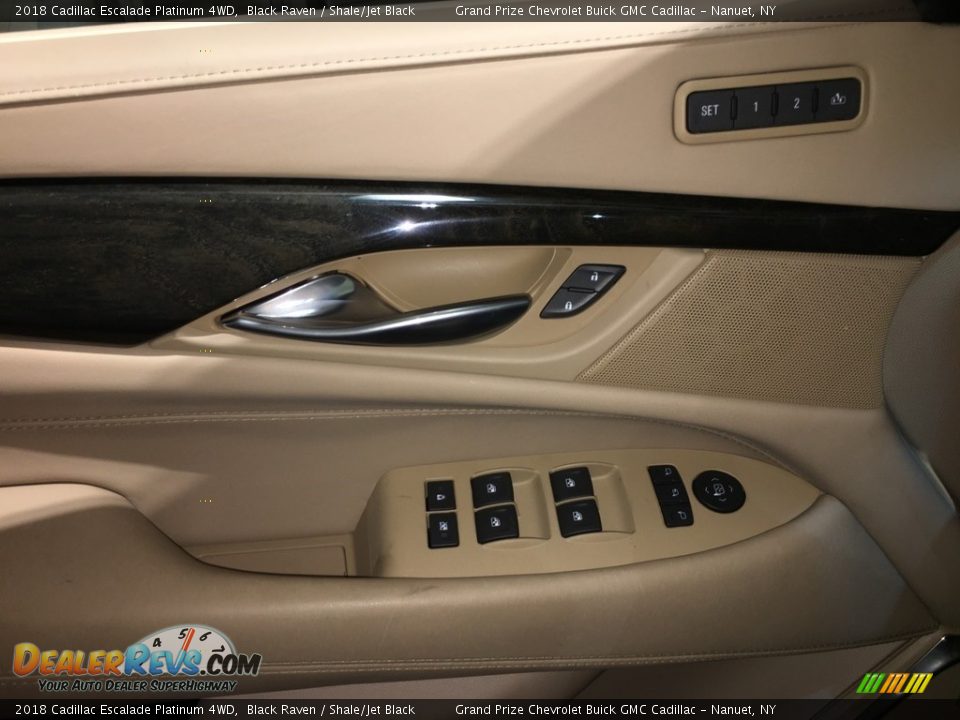 2018 Cadillac Escalade Platinum 4WD Black Raven / Shale/Jet Black Photo #11