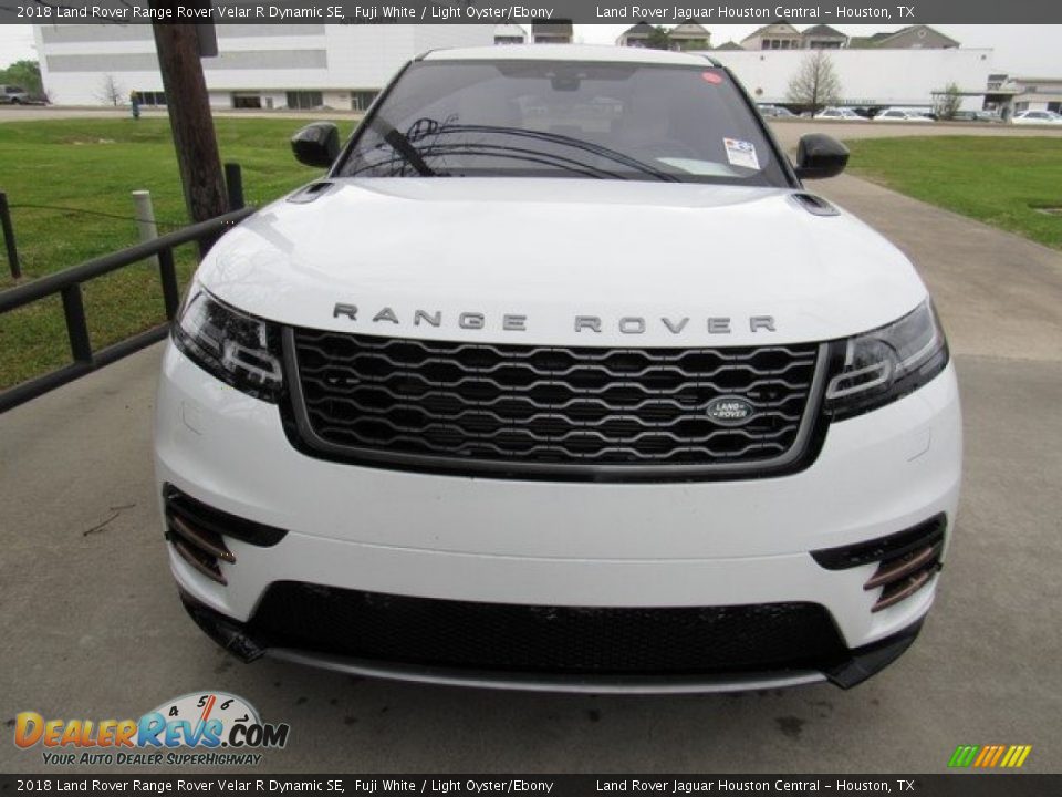 2018 Land Rover Range Rover Velar R Dynamic SE Fuji White / Light Oyster/Ebony Photo #9