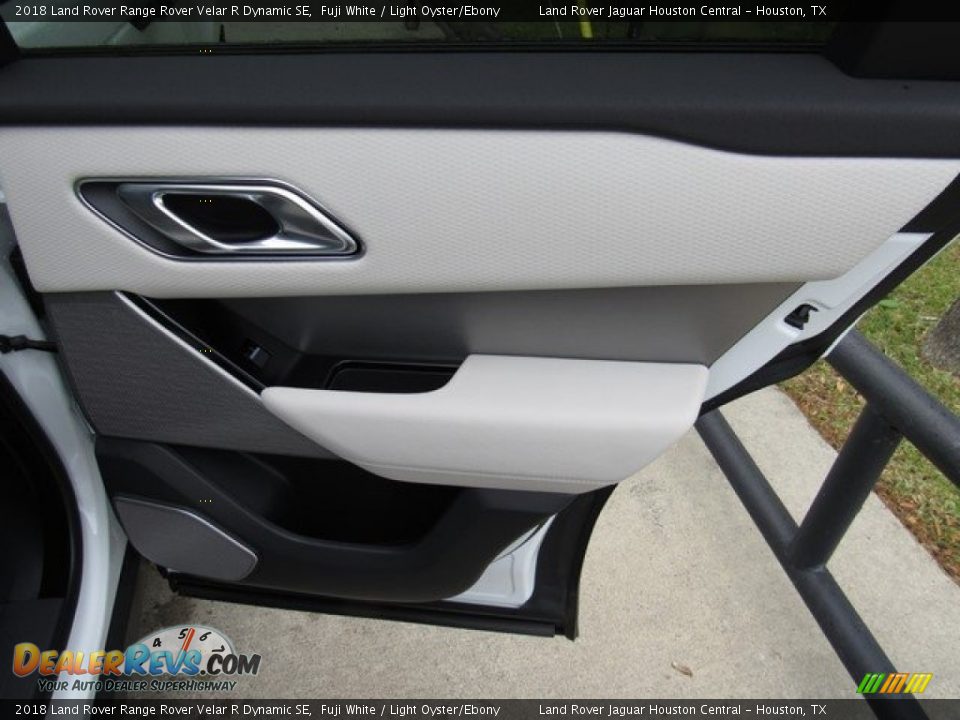 2018 Land Rover Range Rover Velar R Dynamic SE Fuji White / Light Oyster/Ebony Photo #22