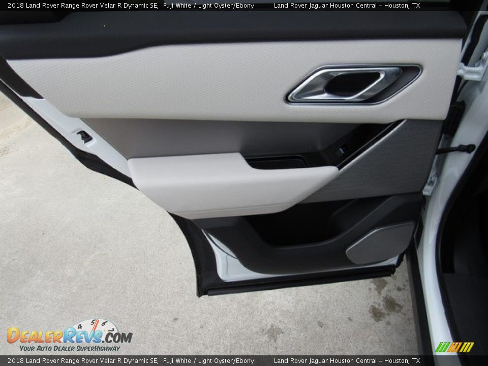 2018 Land Rover Range Rover Velar R Dynamic SE Fuji White / Light Oyster/Ebony Photo #23