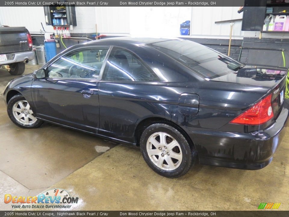 2005 Honda Civic LX Coupe Nighthawk Black Pearl / Gray Photo #8