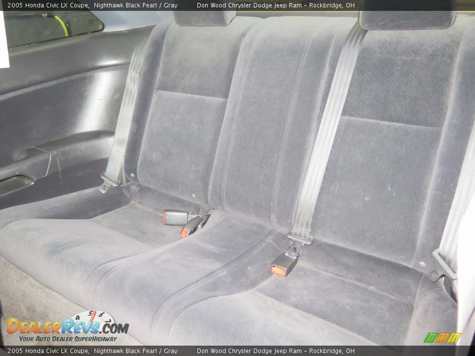 2005 Honda Civic LX Coupe Nighthawk Black Pearl / Gray Photo #19