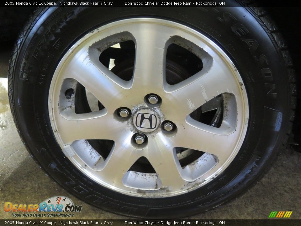 2005 Honda Civic LX Coupe Nighthawk Black Pearl / Gray Photo #23