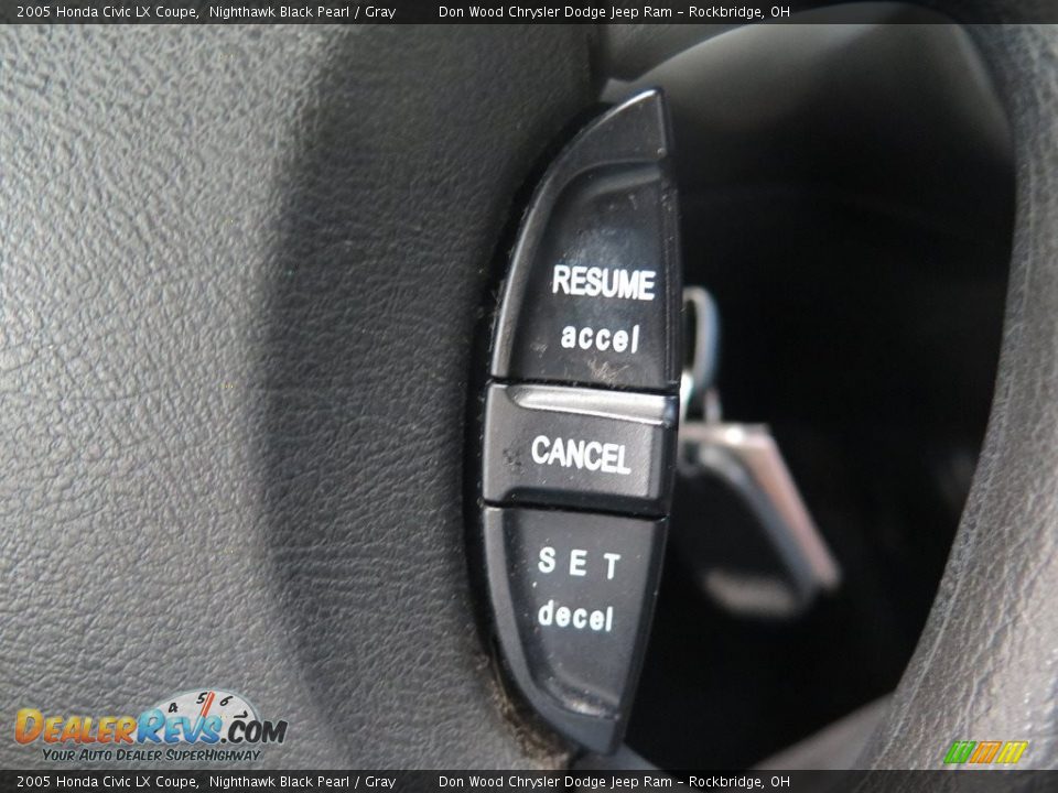 2005 Honda Civic LX Coupe Nighthawk Black Pearl / Gray Photo #31