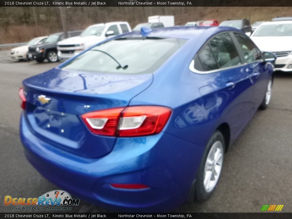 2018 Chevrolet Cruze LT Kinetic Blue Metallic / Jet Black Photo #5