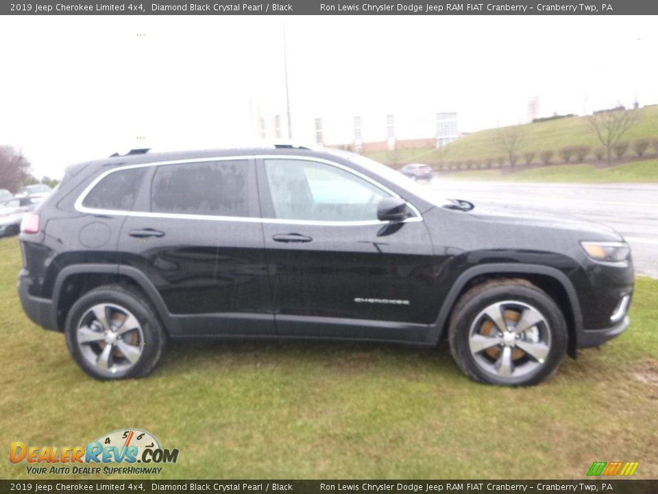 2019 Jeep Cherokee Limited 4x4 Diamond Black Crystal Pearl / Black Photo #5