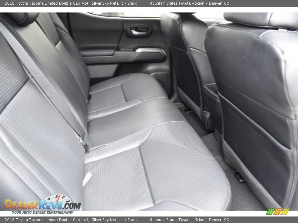 2018 Toyota Tacoma Limited Double Cab 4x4 Silver Sky Metallic / Black Photo #18