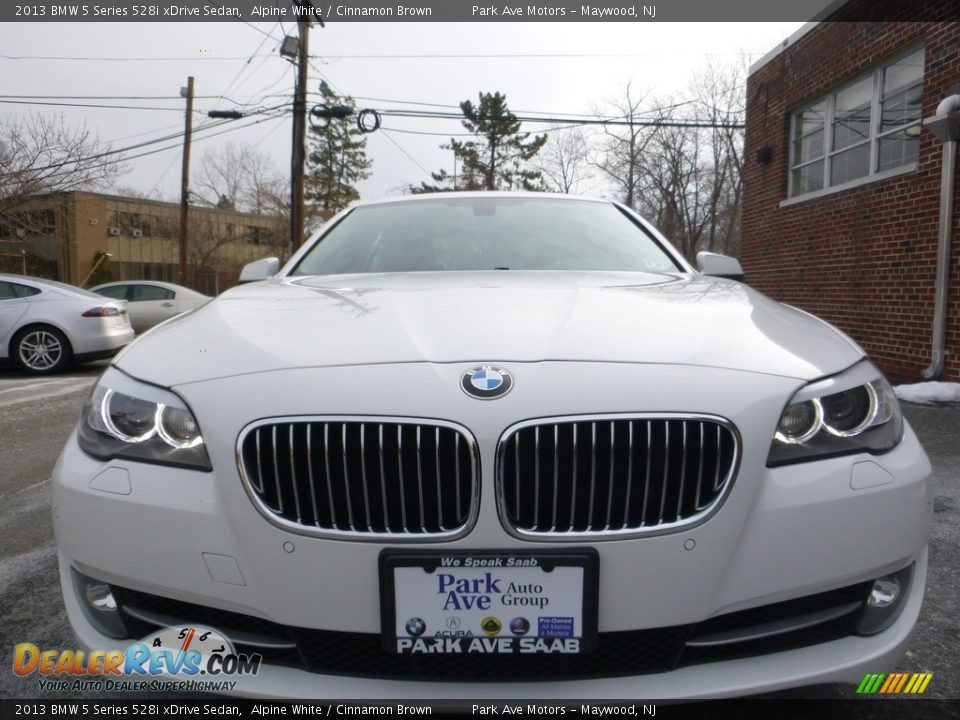 2013 BMW 5 Series 528i xDrive Sedan Alpine White / Cinnamon Brown Photo #9