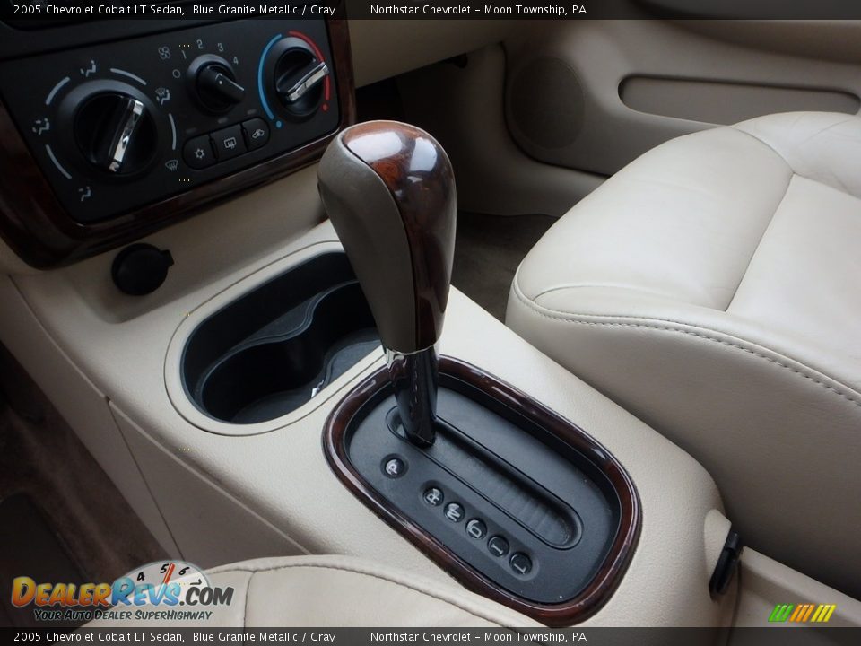 2005 Chevrolet Cobalt LT Sedan Blue Granite Metallic / Gray Photo #12