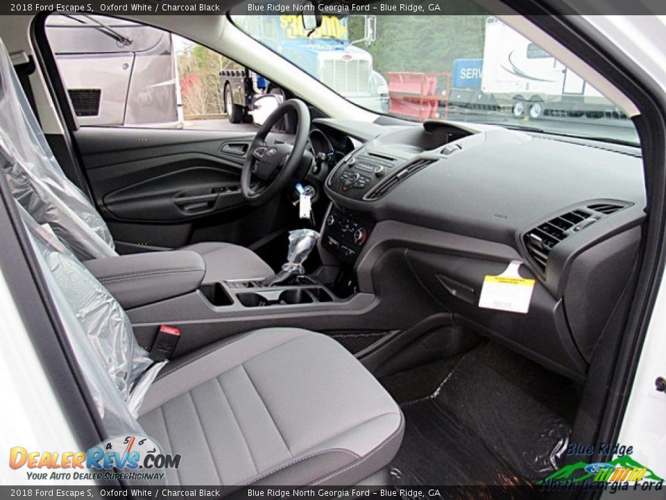2018 Ford Escape S Oxford White / Charcoal Black Photo #28