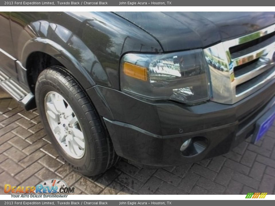 2013 Ford Expedition Limited Tuxedo Black / Charcoal Black Photo #10