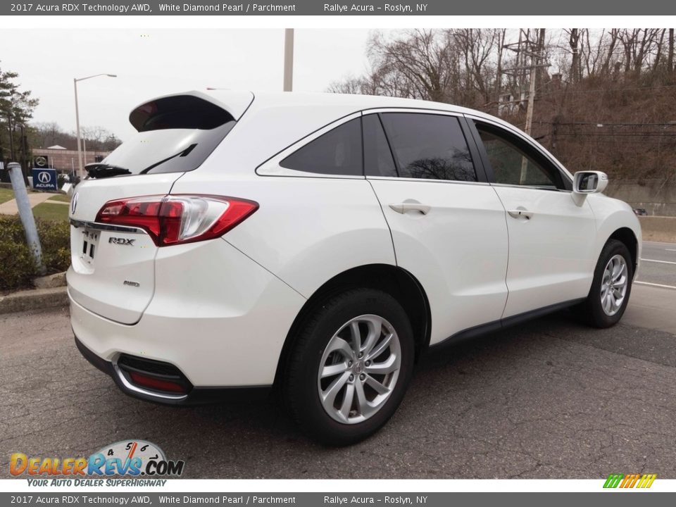 2017 Acura RDX Technology AWD White Diamond Pearl / Parchment Photo #4