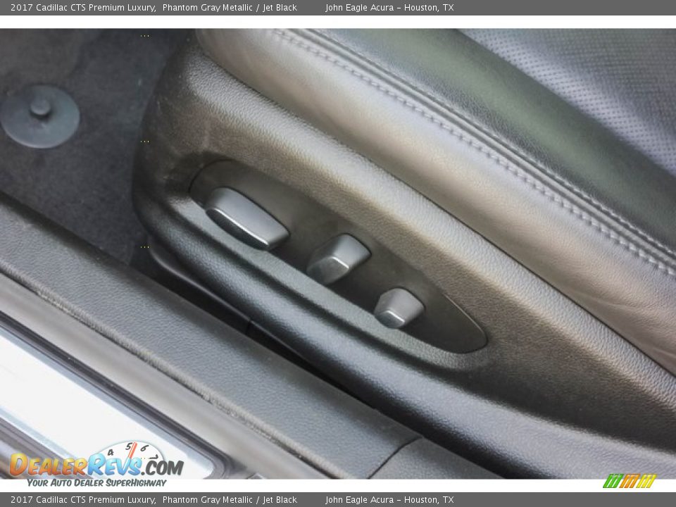 Controls of 2017 Cadillac CTS Premium Luxury Photo #17