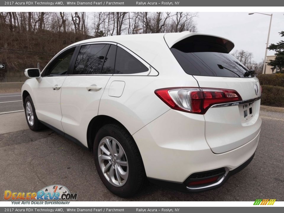 2017 Acura RDX Technology AWD White Diamond Pearl / Parchment Photo #7