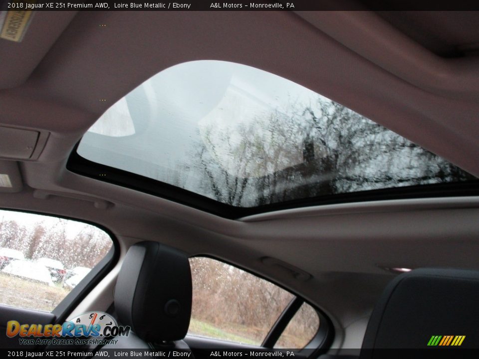 2018 Jaguar XE 25t Premium AWD Loire Blue Metallic / Ebony Photo #13