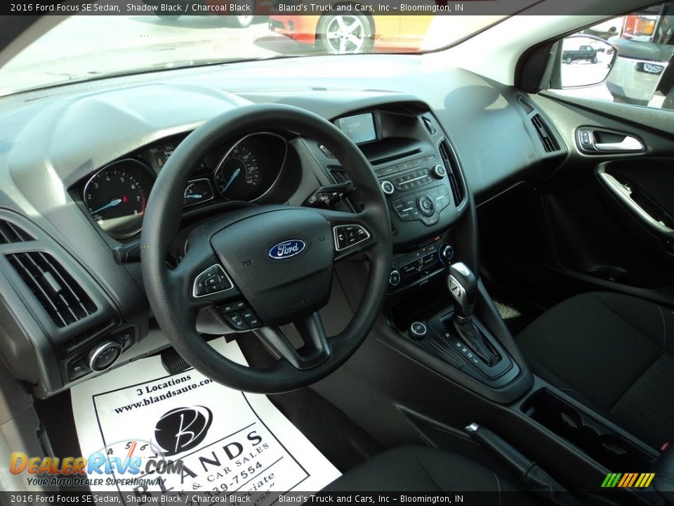 2016 Ford Focus SE Sedan Shadow Black / Charcoal Black Photo #6