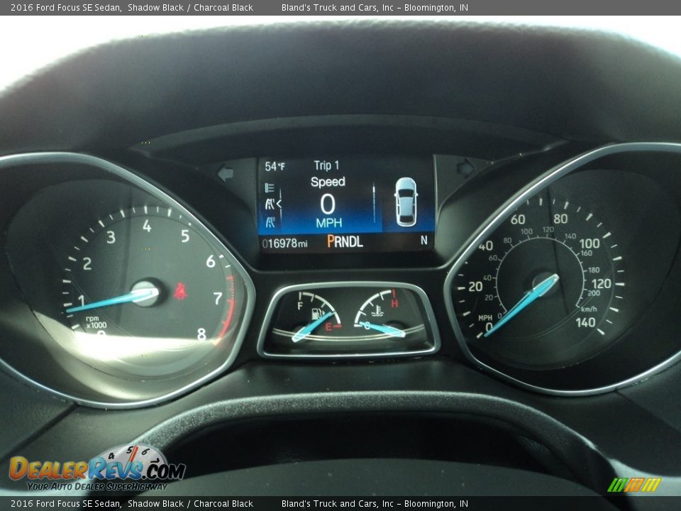 2016 Ford Focus SE Sedan Shadow Black / Charcoal Black Photo #13