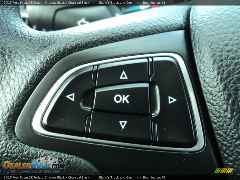 2016 Ford Focus SE Sedan Shadow Black / Charcoal Black Photo #15