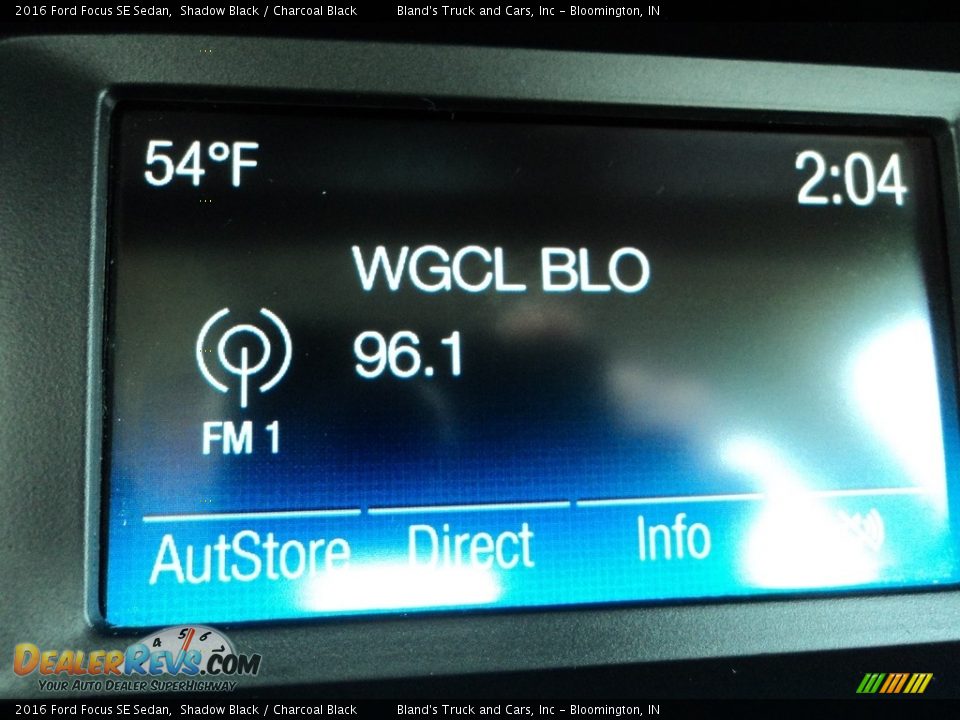 2016 Ford Focus SE Sedan Shadow Black / Charcoal Black Photo #18