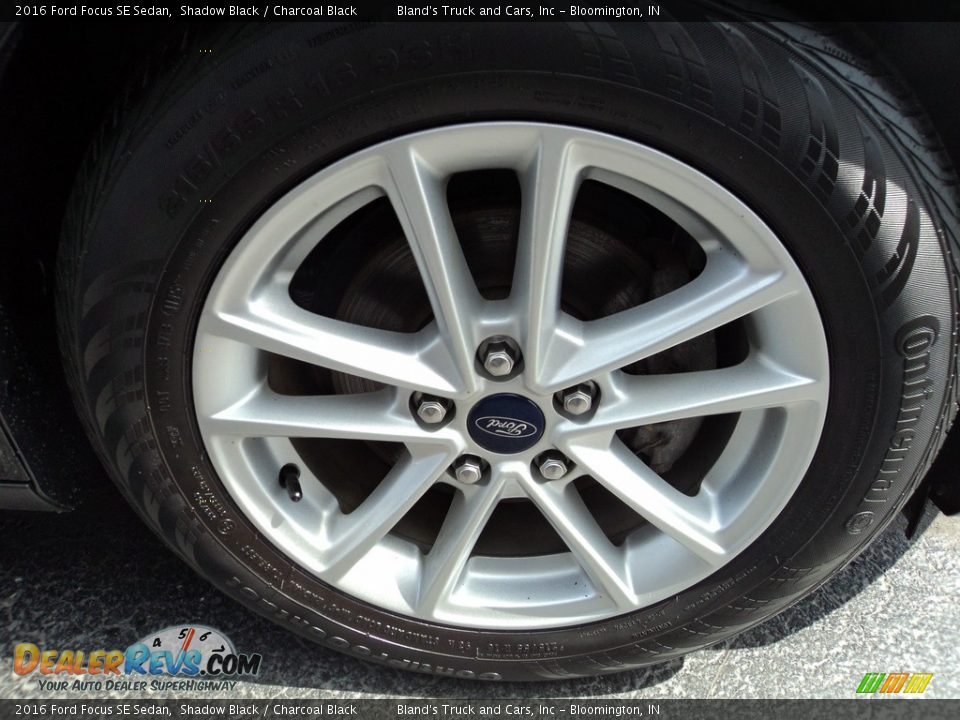 2016 Ford Focus SE Sedan Shadow Black / Charcoal Black Photo #25