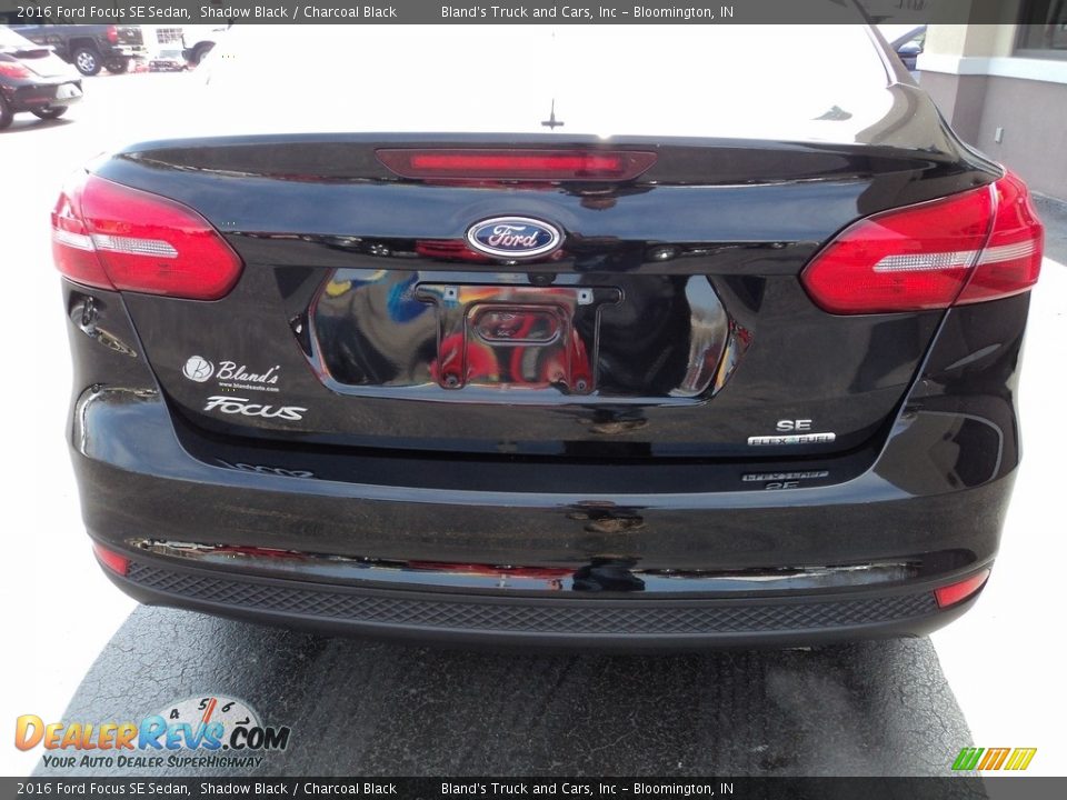 2016 Ford Focus SE Sedan Shadow Black / Charcoal Black Photo #26