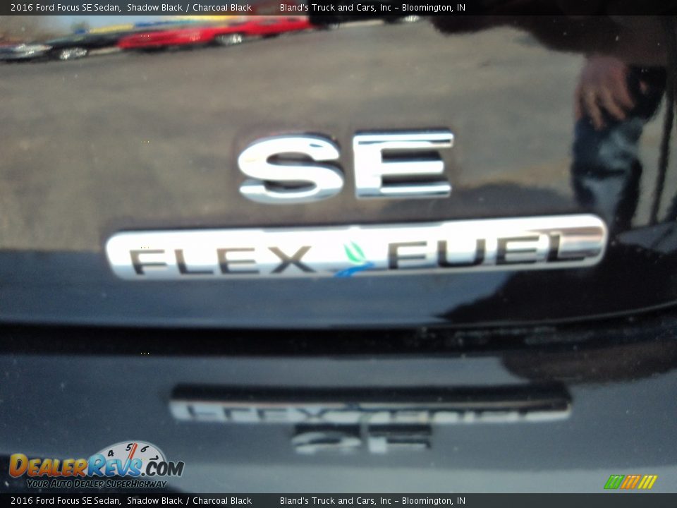2016 Ford Focus SE Sedan Shadow Black / Charcoal Black Photo #27